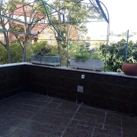 Vatican View Low Cost Apartment *